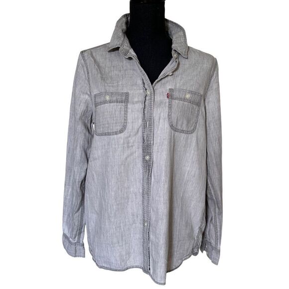 Levi’s Essential Light Grey Denim Button Down Shirt Red Tag Sz Medium - Picture 1 of 7